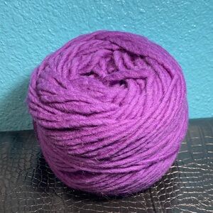 UNTAGGED: Pretty Sure Cascade Yarns Magnum 100% Peruvian Highland Wool Purple